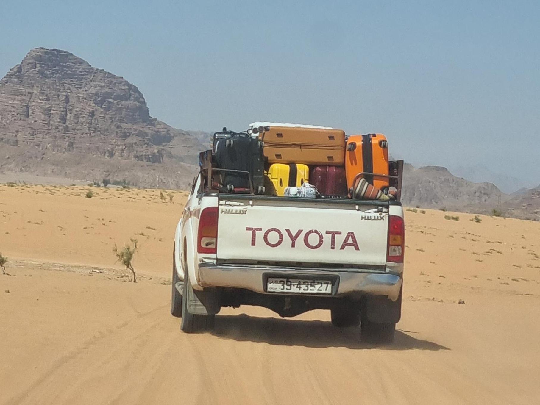 Desert Knights Camp Wadi Rum Exteriér fotografie